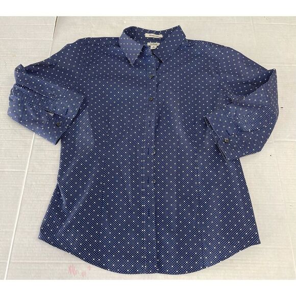 LL Bean Women’s Shirt Size M Blue White‎ Polka Dot Wrinkle Free Button Down A31 - Picture 1 of 6